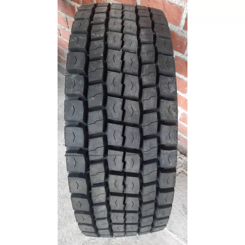 Грузовая шина 305/70 R19,5 Long March LM-329 18PR в Кушве